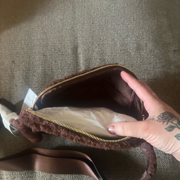 Lululemon belt bag - Picture 2 of 3